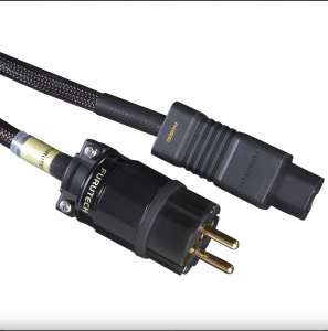 Furutech - The Roxy-E Netzkabel 1,8m Furutech - The Roxy-E Netzkabel 1,8m